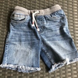 (4/$12) Cat & Jack, 4T, Jean shorts with ruffled edges